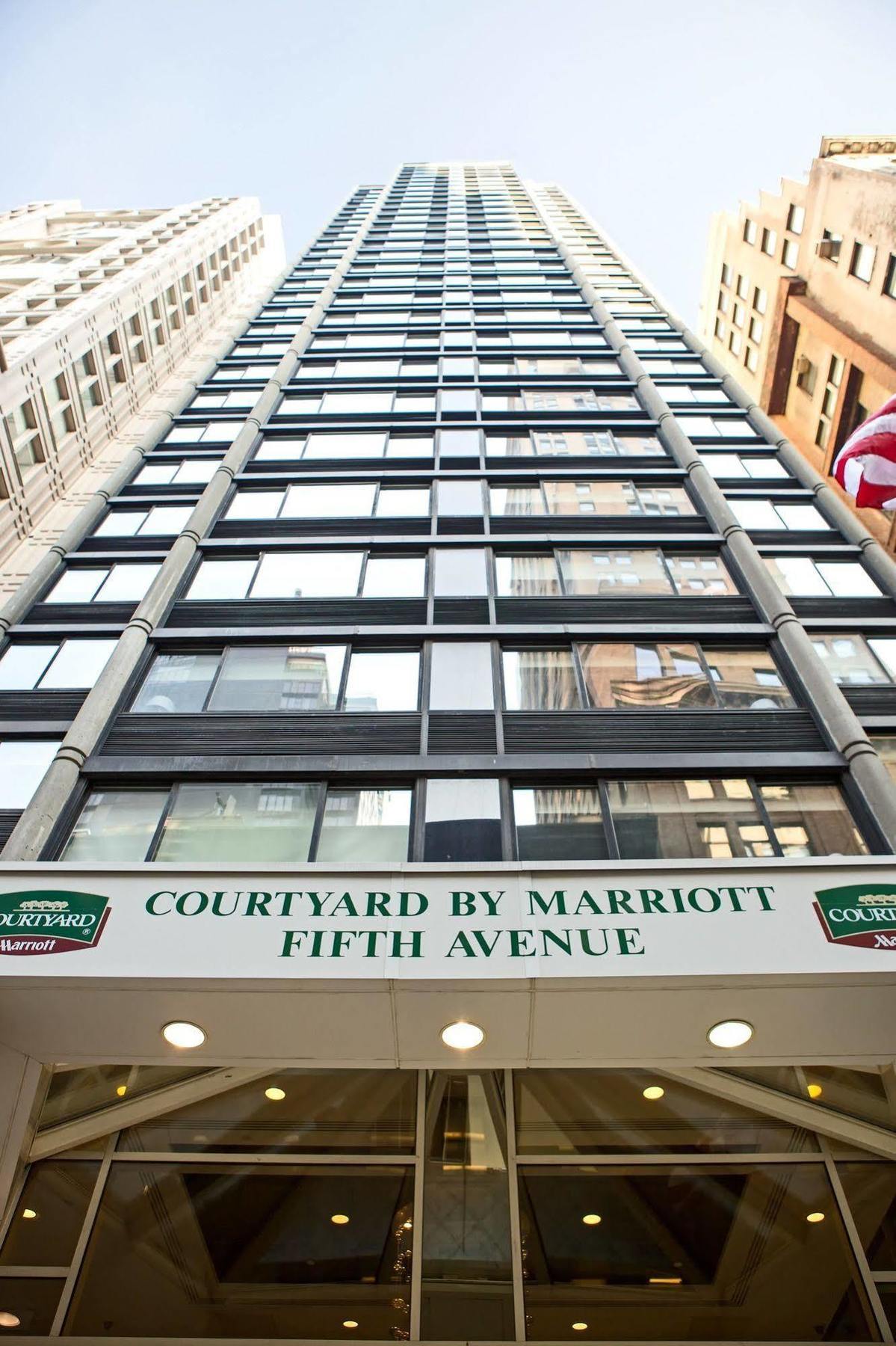 فندق نيو يوركفي  كورت يارد ماريوت نيويورك مانهاتن / الجادة الخامسة المظهر الخارجي الصورة
